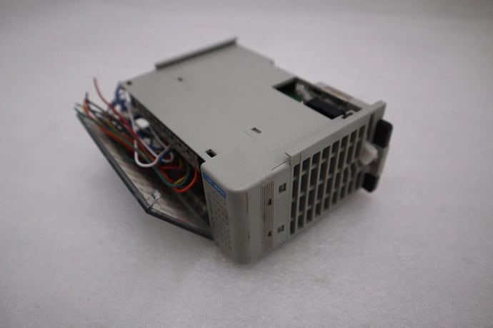 Allen-Bradley 1769-IQ32 SER A F/W 3.1 Compact I/O 32 PT Input Module STOCK K-12C - Image 5