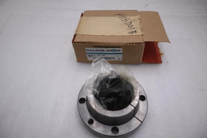 NEW IN BOX Dodge 206621 He Bushing HE25 X 2-7/16-KW STOCK H312A - Image 1