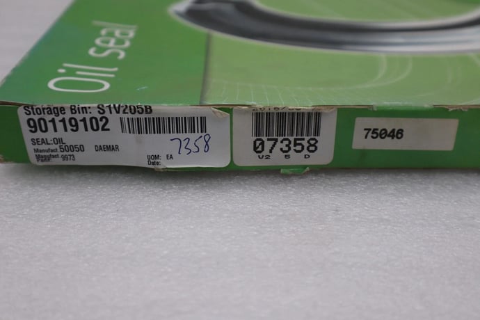 NEW IN BOX SKF Oil Seal 75046 Double Lip Oil Seal STOCK 5645A - Image 2