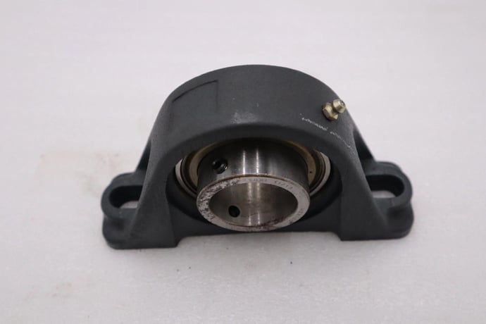 HUB CITY 250 X 1 11/16" Pillow Block 2 Bolt Mounted Bearing STOCK H1346 - Image 1