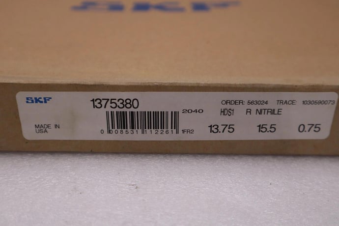 CR Seals (SKF) 1375380 Nitrile Oil Seal NEW IN BOX (FOUR AVAILABLE) STOCK 2242B - Image 2