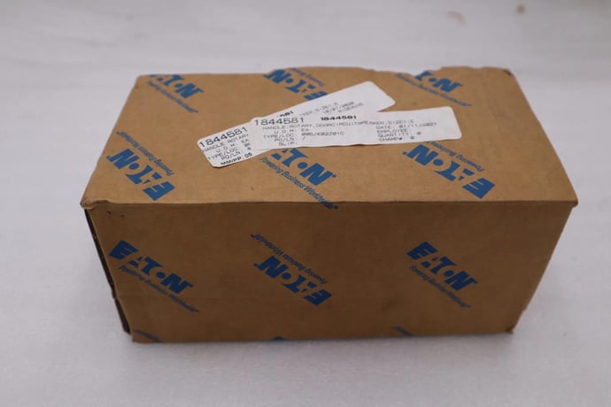 Eaton nzm1-xtvdv handle kit series nzm size 1 door coupling rotary handle #h694a - Image 3