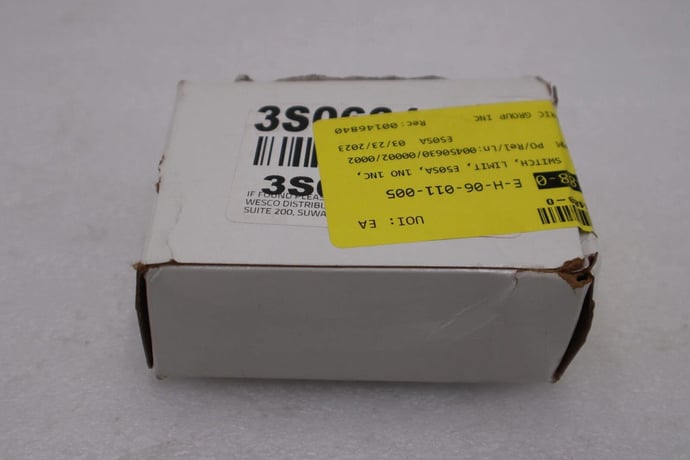 New OPEN BOX Eaton E50SA Switch Body Single Pole STOCK G904A - Image 4