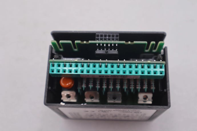 General Electric Fanuc IC670MDL730B POSITIVE OUTPUT MODULE 8PT 24VDC NEW STOCK K-1861 - Image 4