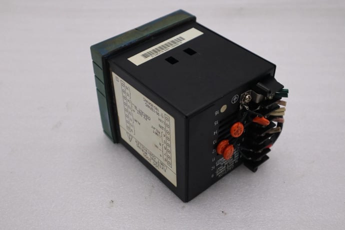 HONEYWELL DC20EH-0-000-1000B0-0 UNIVERSAL CONTROLLER STOCK K-380-D - Image 2