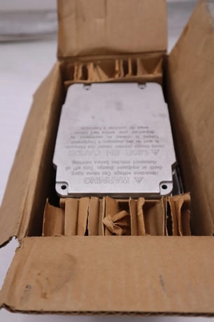 New Honeywell Modutrol Motor M7284A-1004 M7284A1004 STOCK H937 - Image 2