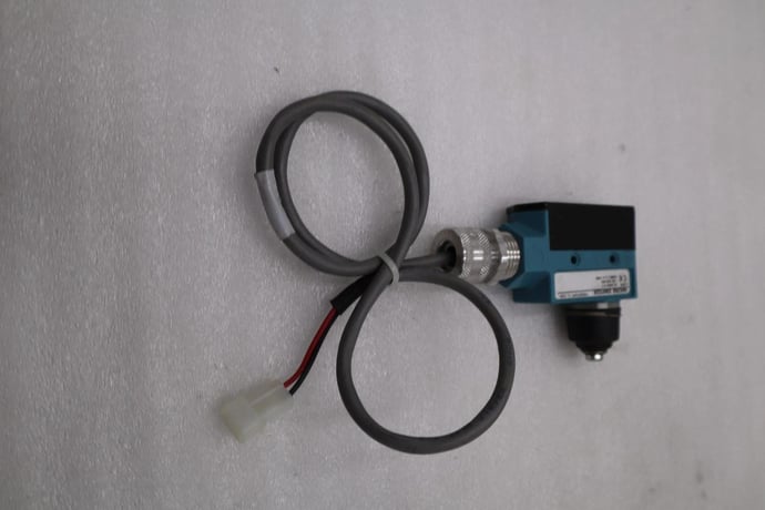 New honeywell dte6-2rn micro switch stock h1138a 13227034734 - Image 4