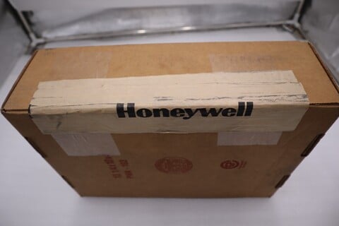 Honeywell assy #51153850-100 board, new in box, stock g63 - Image 1