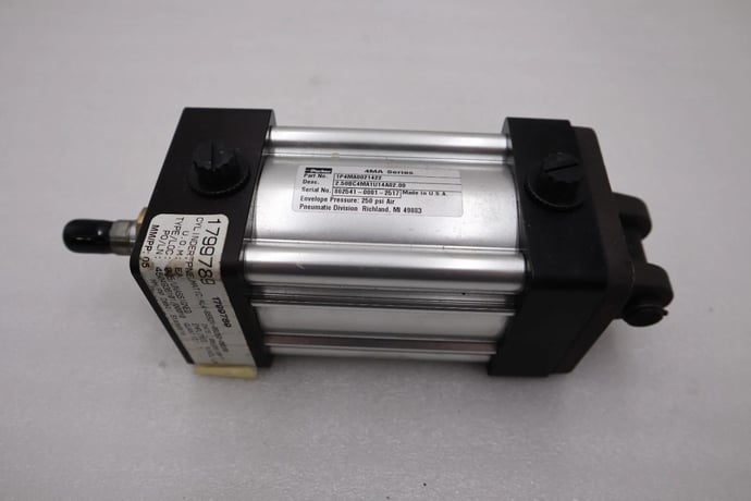 New Parker 1P4MA0021422 4MA SERIES TIE ROD PNEUMATIC CYLINDER STOCK H1475 - Image 1