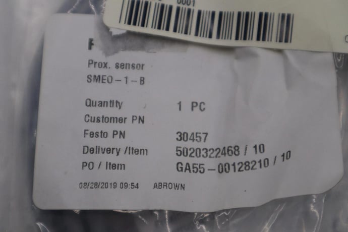 FESTO 30457 Proximity sensor SMEO-1-B NEW UNIT STOCK G954A - Image 2