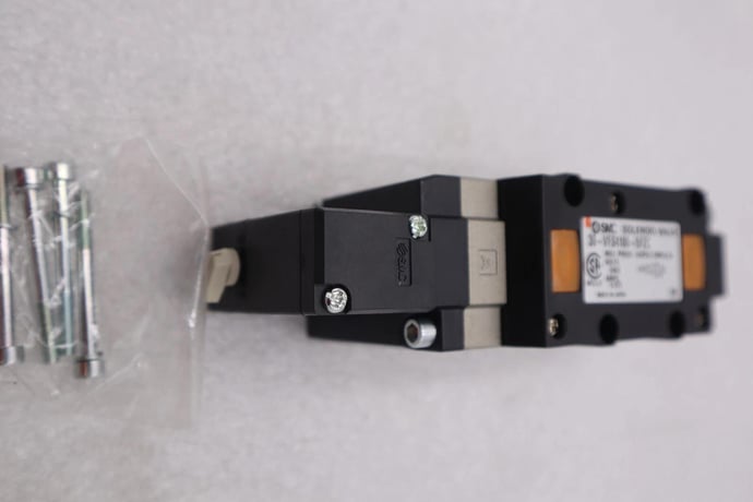 Smc 30-vfs4100-5fzc / 30vfs41005fzc new open box 19 available stock 1767-a - Image 2