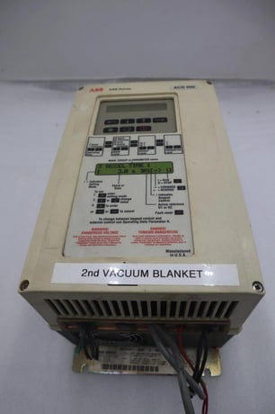 ABB ACS500 AC Drive ACS501-002-4-00P2 2 HP 3 PH STOCK 4325 - Image 1