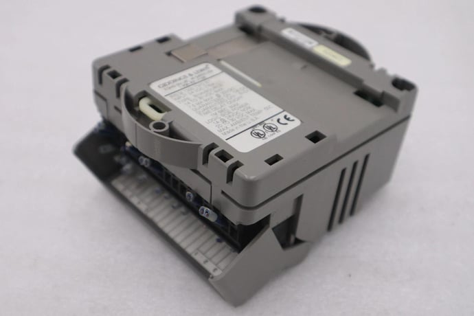 GIDDINGS & LEWIS M.1300.7372 R1 Input Module 24VDC SINK/SOURCE STOCK 653-D - Image 4