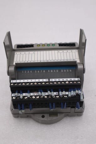 GIDDINGS & LEWIS M.1300.7372 R1 Input Module 24VDC SINK/SOURCE STOCK 653-D - Image 5