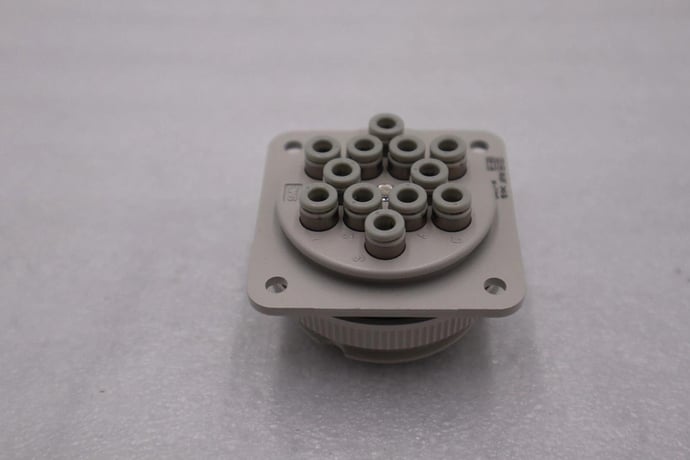 New OPEN BOX SMC DMK12P-04 MULTI CONNECTOR STOCK B-1601 - Image 1
