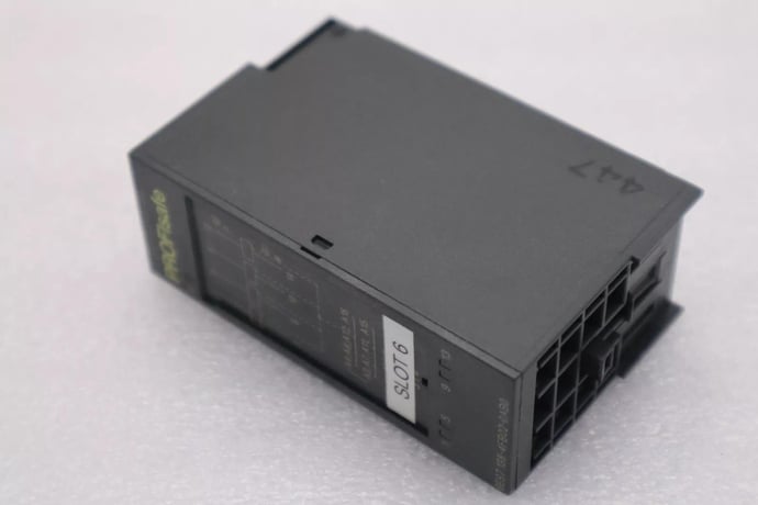 SIEMENS 6ES7 138-4FB02-0AB0 SIMATIC S7 ELECTRONIC CONTROL MODULE STOCK L-347-C - Image 3