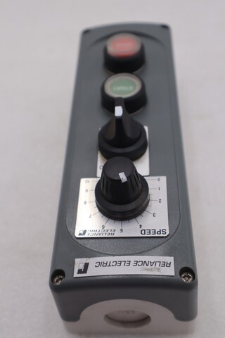 Reliance electric start push button stock #4097 - Image 4