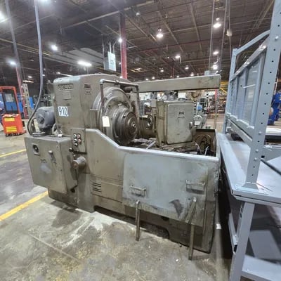 Gleason #106, Hypoid gear generator with helical motion, very good mechanical condition - Image 5