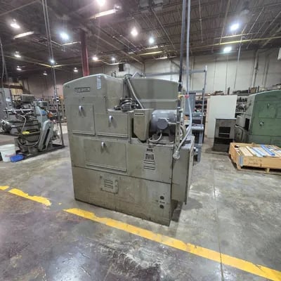 Gleason #106, Hypoid gear generator with helical motion, very good mechanical condition - Image 7