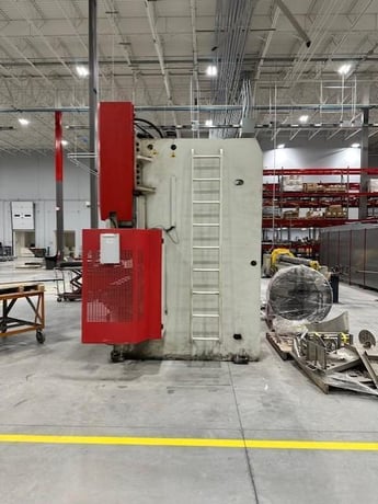 480 Ton, Baykal #APHS-4116X440, hydraulic press brake, 13' 4"OA, 139" between housing, 12.6"stroke - Image 2