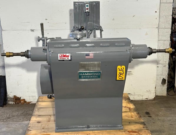 Hammond #10-VRO, double end buffer, 1500-3000 RPM, 10 HP, 70" spindle length, 1-1/4" spindle diameter - Image 1
