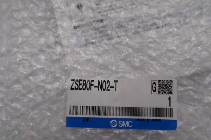SMC ZSE80F-N02-T Electronic Pressure Switch Regulator NEW OPEN BOX STOCK L-513-C - Image 1