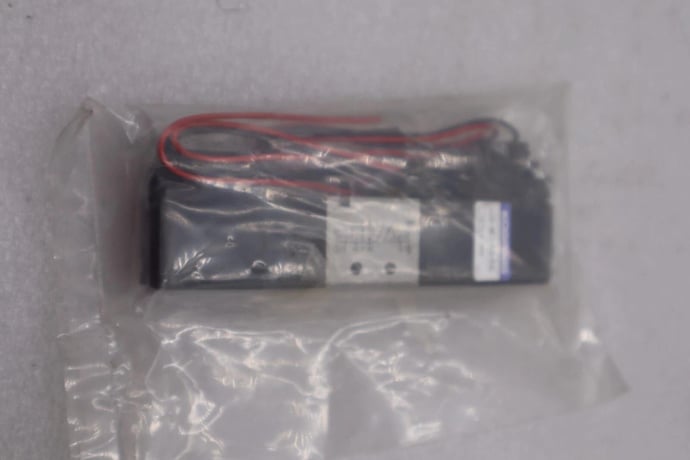 varian solenoid koganei a110-4e2-83-psl-3l new no box stock K-1855 - Image 1