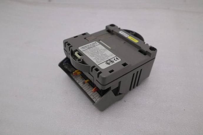 GIDDINGS & LEWIS M.1300.7372 R1 Input Module 24VDC SINK/SOURCE STOCK 635-D - Image 4