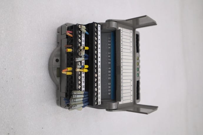 GIDDINGS & LEWIS M.1300.7372 R1 Input Module 24VDC SINK/SOURCE STOCK 635-D - Image 5