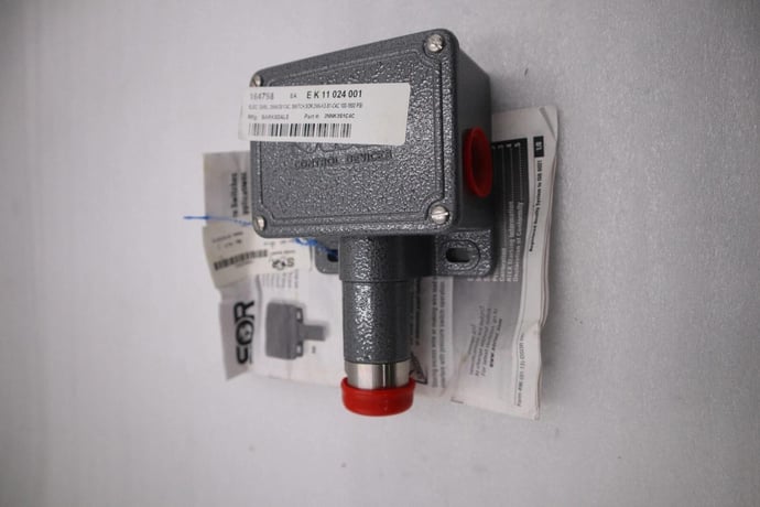 New sor 2nn-k3-s1-c4c pressure switch stock g546a - Image 1