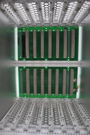 Robox AS5021.001 RACK UNIT / DOUBLE-42 TE / RIOR/6 5 SINGLE-SLOT BOARD STK 1276 - Image 5