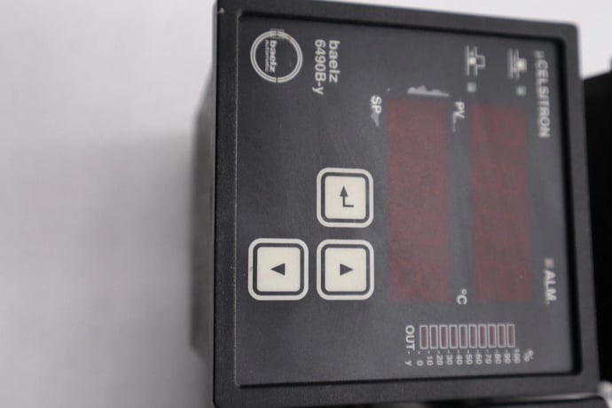 Baelz Automatic Thermostat 6490B-Y 3-2.4-230 Temperature Controller Stock K3001A - Image 2