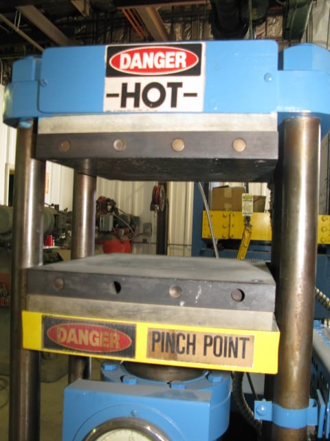 30 Ton, Up-acting, 12" x12" elec.platens, 5.5" daylight, 4.5" stroke, 5" bore single-acting, 5 HP, #2233 - Image 4