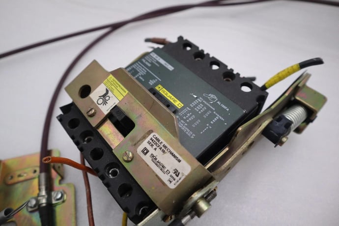 Schneider electric 9422cfa10 square d fal34040 stock 2401a - Image 4