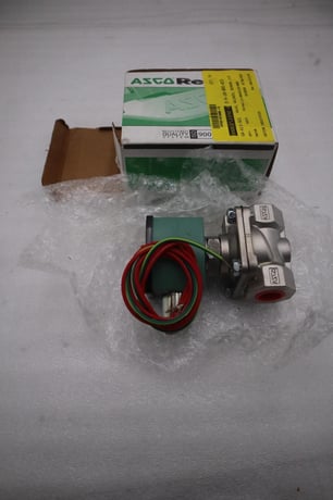 NEW IN BOX 1/2" ASCO 8210G030 Stainless Steel Solenoid Valve STOCK G569 - Image 1