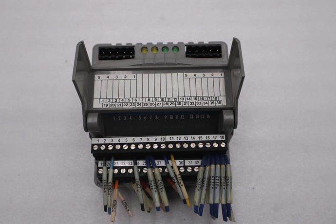 GIDDINGS & LEWIS M.1300.7372 R1 Input Module 24VDC SINK/SOURCE STOCK 629-D - Image 2