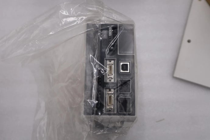 Keyence LK-G3001P Laser Sensor Controller Hi-Res NEW IN BOX STOCK 610D - Image 4