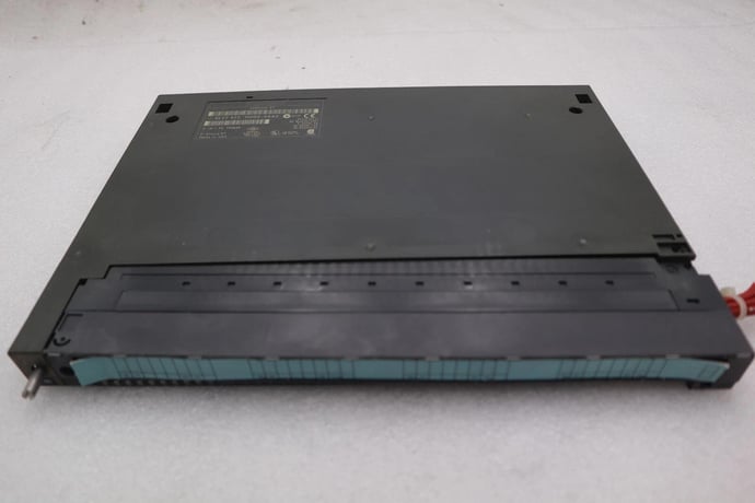 SIEMENS SIMATIC S7 6ES7 422-1HH00-0AA0 DIGITAL OUTPUT MODULE STOCK B-1255 - Image 2