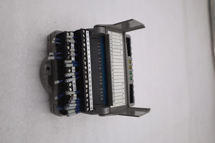 GIDDINGS & LEWIS M.1300.7372 R1 Input Module 24VDC SINK/SOURCE STOCK 645-D - Image 6