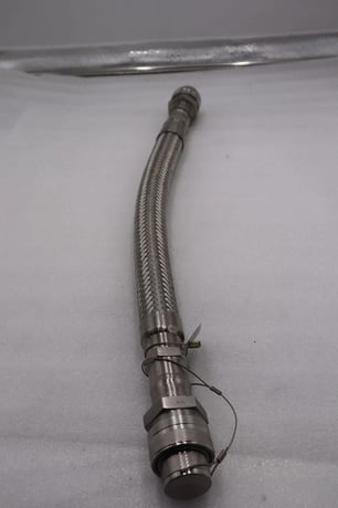 Swagelok Tube Fitting Assembly-300073 MS6739001 SWOFC #3101 - Image 1