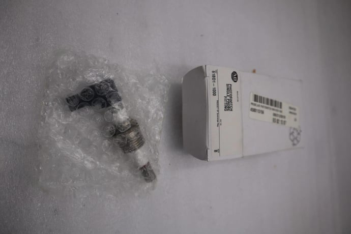NEW OPEN BOX Allen-Bradley Allen Bradley Single Probe Fitting 61BD1-1000 STOCK G614A - Image 1