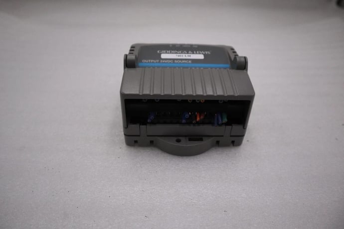 GIDDINGS & LEWIS DANAHER MOTION M.1017.3095 R3 / M10173095 R3 MODULE #5200A - Image 1