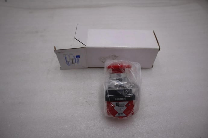 New Radwell Pushbutton RAD00526 STOCK H244A - Image 1