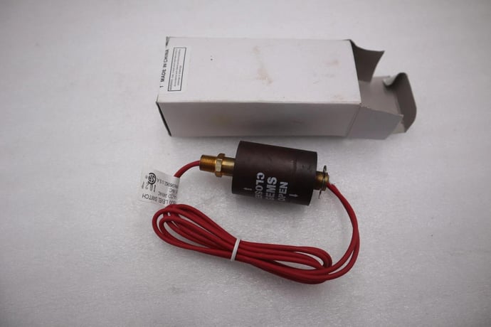 New open box gems sensors 01801 level switch stock g796a - Image 3