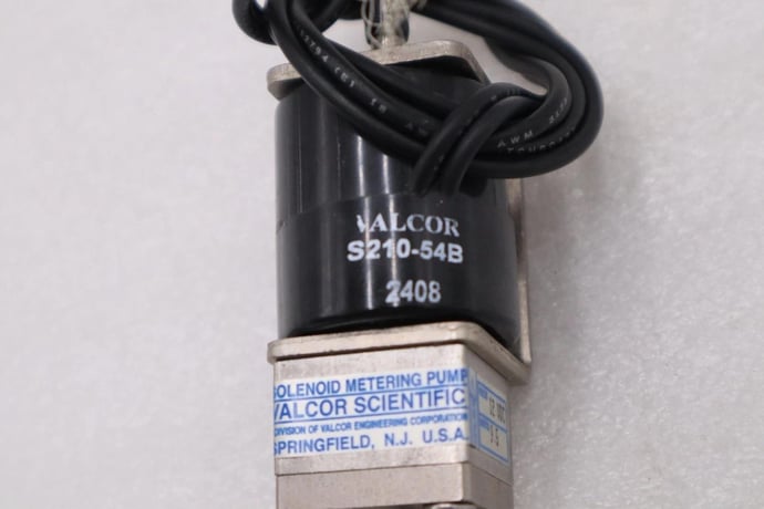 VALCOR SV550A54-2 MULTI-PURPOSE PUMPS 24 VDC STOCK H1033A - Image 2