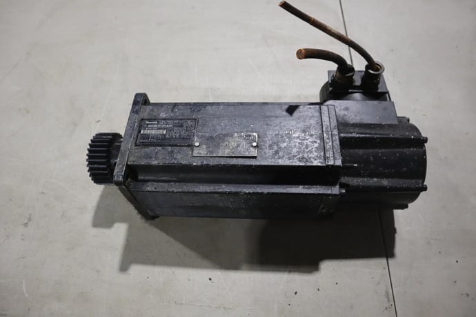 REXROTH MKE098B-047-GP0-BUNN / R911330073 HAZARDOUS LOCATION SERVO MOTOR #S-667 - Image 1