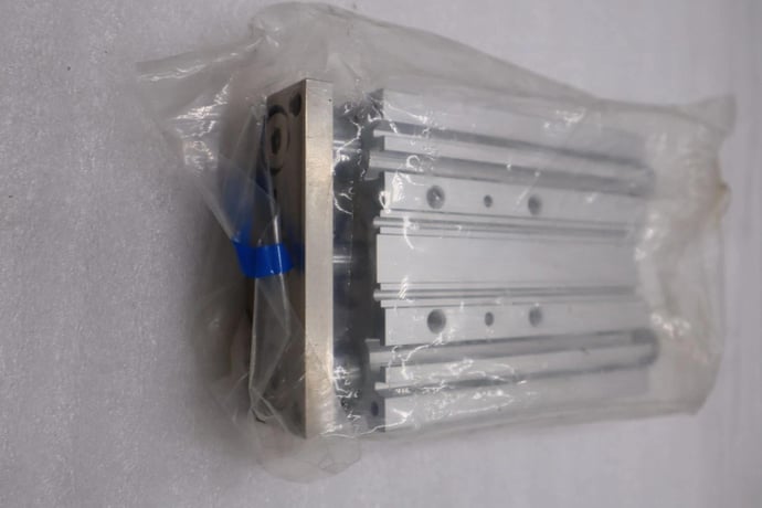 New no box smc mgpm32tn-100z / mgpm32tn100z stock h1455 - Image 3