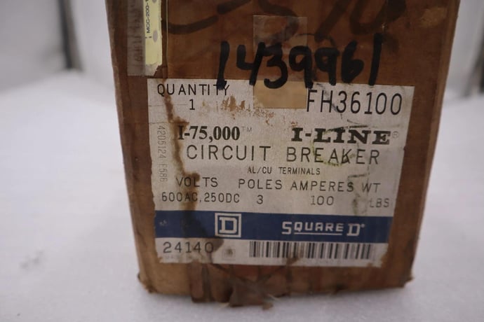 NEW IN BOX Square D FH36100 Circuit Breaker STOCK H158 785901241409 - Image 2