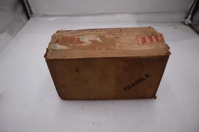NEW IN BOX Square D FH36100 Circuit Breaker STOCK H158 785901241409 - Image 4