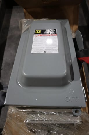 New square d h361awc fusible safety receptacle switch 30amp stock h716 - Image 1
